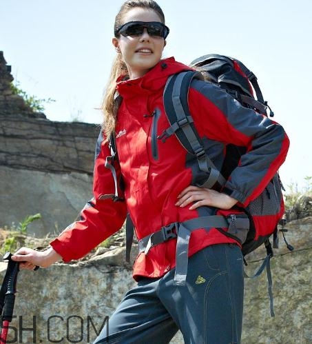 三合一沖鋒衣保暖嗎？三合一沖鋒衣能過冬嗎？