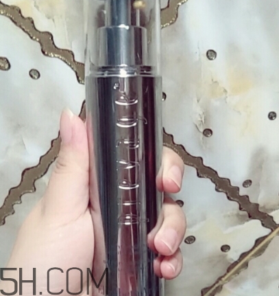 雅頓橘燦精華適合什么年齡？