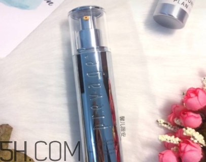 雅頓橘燦精華有幾款？雅頓橘燦精華和橘燦加強(qiáng)版精華區(qū)別