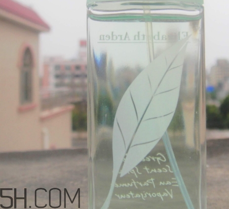 雅頓香水什么檔次？雅頓香水是低級(jí)香水嗎？