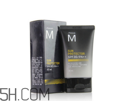 男士防曬霜用什么卸妝好？男士防曬霜怎么卸妝好？