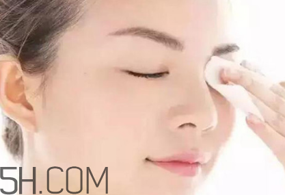 什么時(shí)候適合用卸妝油？洗臉撲可以卸妝么？