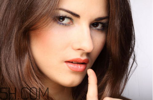 只涂了隔離霜需要卸妝嗎？化妝棉可以卸妝嗎？