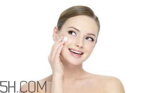 卸妝潔面洗面奶能卸妝嗎？氨基酸洗面奶可以卸妝嗎？