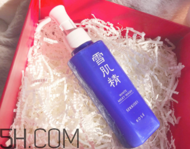 雪肌精柔凈洗顏乳有泡沫嗎？適合干皮嗎？