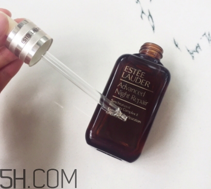 雅頓膠囊和小棕瓶膠囊哪個好？雅頓金膠和小棕瓶對比