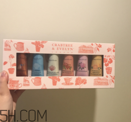 超好用的護(hù)手霜推薦 貝嫂說(shuō)她的包里絕不能沒有這支護(hù)手霜