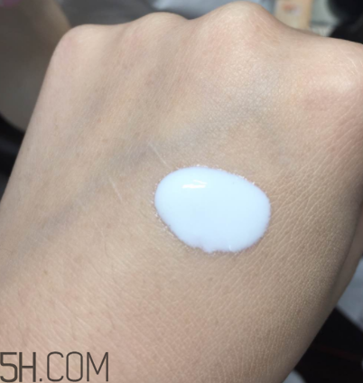 雪肌精美白防曬乳防曬效果怎么樣？防水嗎？