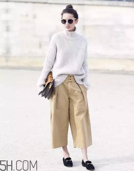 闊腿褲配平底鞋好看嗎？闊腿褲配什么平底鞋？