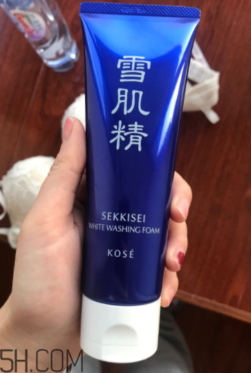 雪肌精洗面奶哪款適合敏感皮？哪款適合干皮？