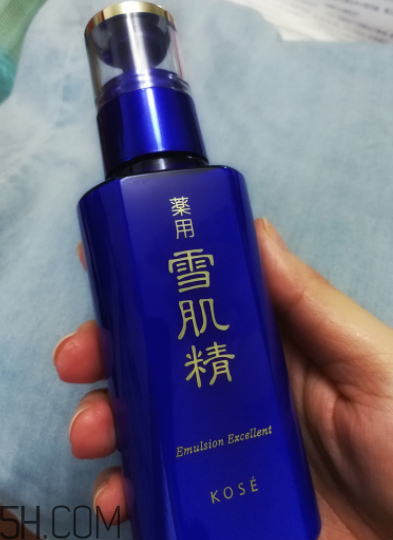 雪肌精哪款乳液保濕效果好？適合秋冬補水？