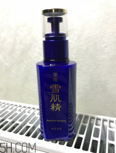 雪肌精哪款乳液保濕效果好？適合秋冬補水？