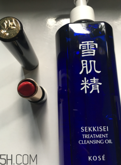 雪肌精卸妝油可以卸眼妝嗎？雪肌精卸妝油乳化快嗎？