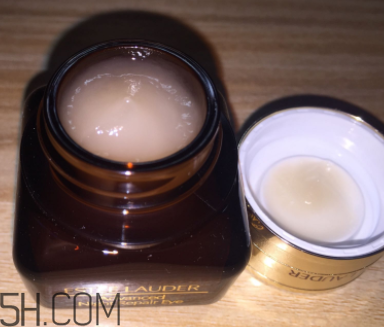 雅詩(shī)蘭黛小棕瓶眼霜每次用多少毫升？每次用量多少？