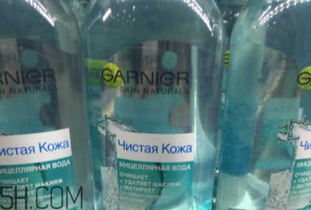 卡尼爾卸妝水粉水還是藍水好？自然堂素顏霜需要卸妝嗎？