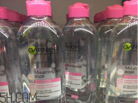 卡尼爾卸妝水粉水還是藍水好？自然堂素顏霜需要卸妝嗎？