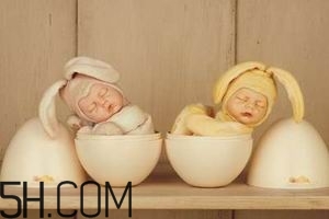 怎么判斷新生兒黃疸狀況？怎么才能讓寶寶喜歡喝水？