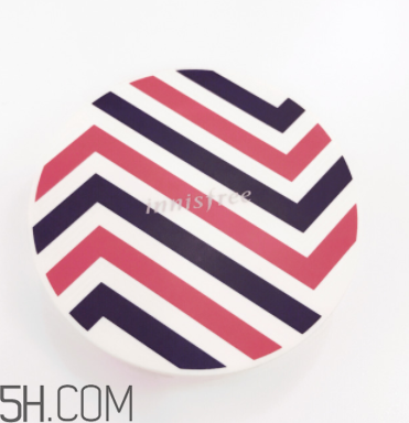 悅詩風(fēng)吟氣墊粉凝霜適合膚質(zhì)？悅詩風(fēng)吟氣墊粉凝霜使用心得