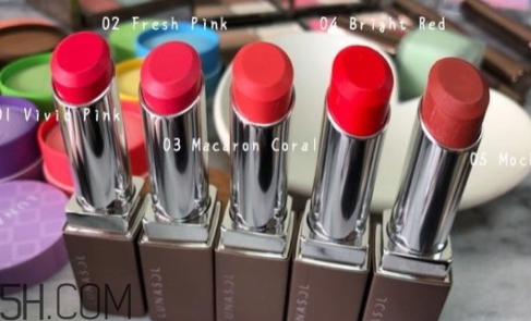 lunasol日月晶采2018春季馬卡龍彩妝多少錢？有什么？