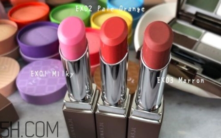 lunasol日月晶采2018春季馬卡龍彩妝多少錢？有什么？