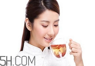 初潮早絕經(jīng)就早嗎？影響月經(jīng)初潮的因素有哪些？