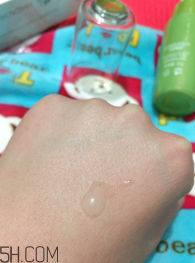 詩婷露雅保濕補水精華液使用心得_產品評測