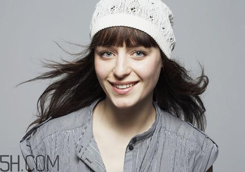 初潮早絕經(jīng)就早嗎？影響月經(jīng)初潮的因素有哪些？