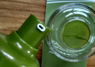 詩婷露雅生肌液滋潤(rùn)型適合輕熟肌嗎？油不油？