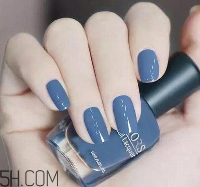 指甲油搭配有哪些講究？顯手白指甲油顏色推薦