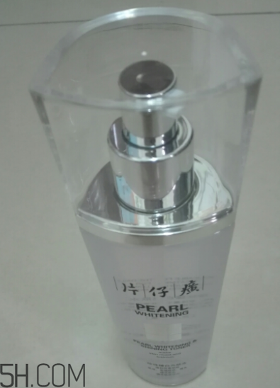 片仔癀珍珠亮膚水適合油皮嗎？適合夏季嗎？