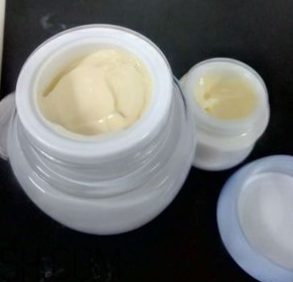 片仔癀珍珠膏夏天能用嗎？會不會很油？