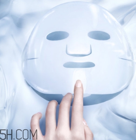 蘭蔻小黑瓶小嫩膜和小黑瓶哪個好?和小黑瓶面膜哪個好？