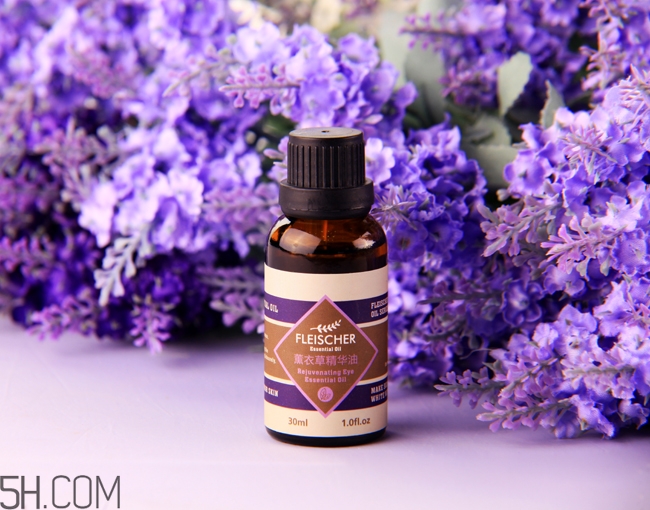 薰衣草精油泡腳的好處？薰衣草精油泡腳的方法？