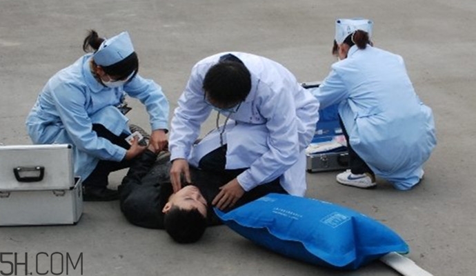 羊角風(fēng)吃什么容易復(fù)發(fā)？羊角風(fēng)不適合吃什么？