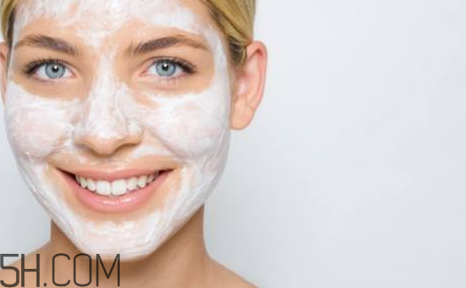 清潔面膜會使毛孔變大嗎？最受歡迎的清潔面膜排行榜