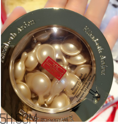 伊麗莎白雅頓精華膠囊適合什么季節(jié)用？