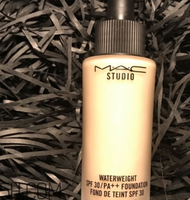 mac魅可和玫珂菲哪個好？mac魅可和make up for eve對比