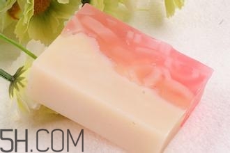 精油香皂洗臉好嗎？精油香皂洗臉的功效有哪些？