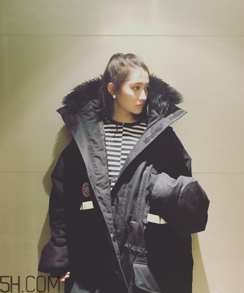 oversize羽絨服適合什么人穿？羽絨服的優(yōu)缺點