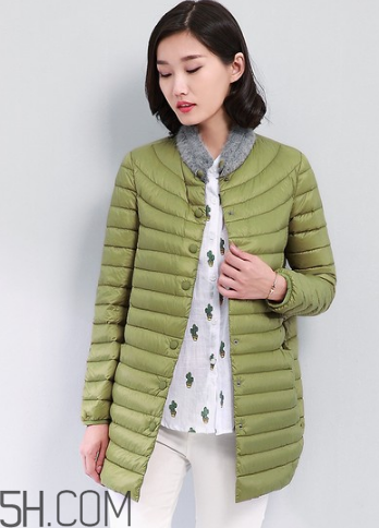 女裝羽絨服怎么保養(yǎng)？輕薄羽絨服怎么搭配？