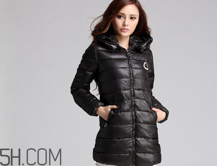 女裝羽絨服怎么挑選？羽絨服的清洗技巧