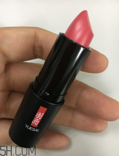 羽西蟲草口紅滋潤嗎？哪個色號適合秋冬？