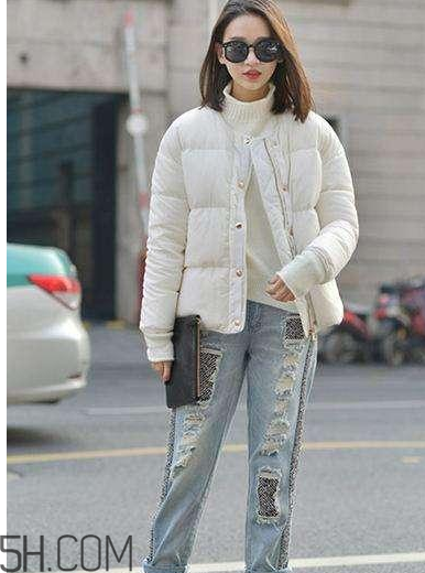 羽絨服搭配什么褲子好看？羽絨服搭配推薦