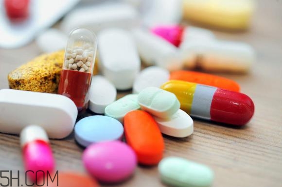 吃柚子可以吃藥嗎？柚子和藥一起吃會(huì)怎么樣？