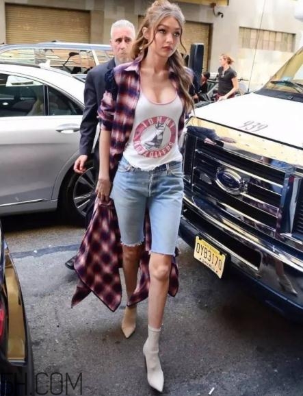 襪靴怎么搭配？襪子靴搭配圖片