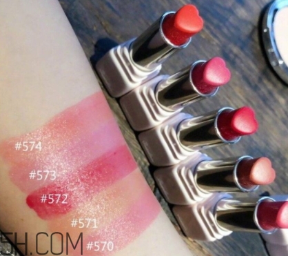 嬌蘭愛(ài)心粉管唇膏色號(hào) 嬌蘭愛(ài)心粉管唇膏試色