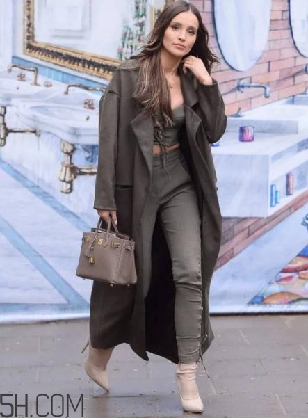 襪靴顯腿粗嗎？襪靴適合什么人？