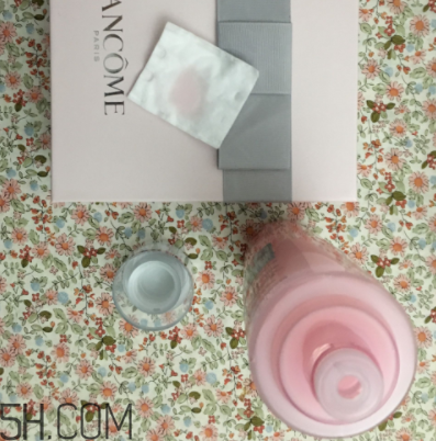 蘭蔻粉水不適合油皮？蘭蔻粉水適合什么膚質(zhì)？