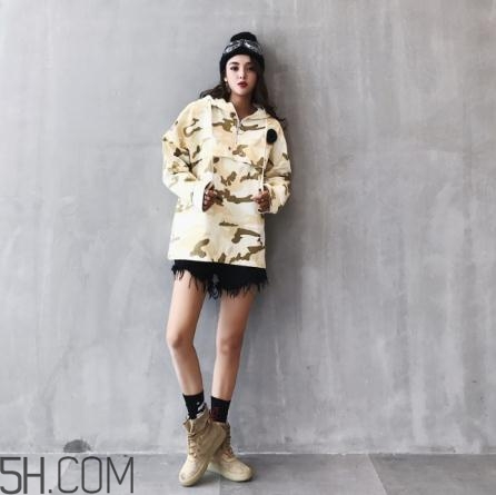 沖鋒衣搭配什么鞋子？沖鋒衣搭配鞋子圖片