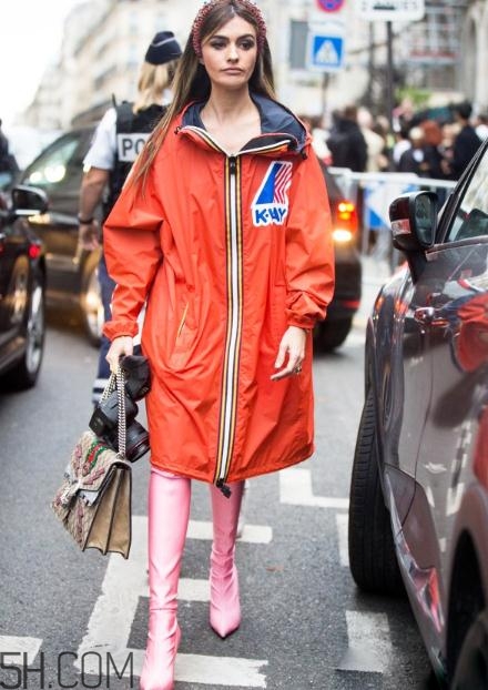 沖鋒衣搭配什么鞋子？沖鋒衣搭配鞋子圖片